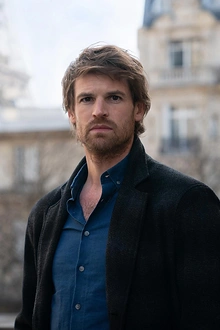 Постер к сериалу Мегрэ